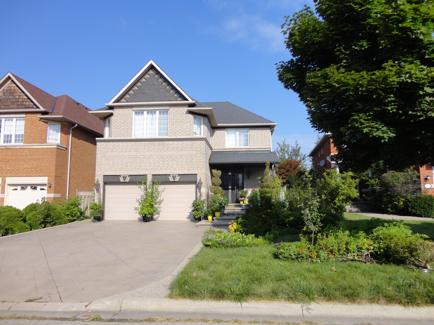 House For Sale Oakville Ad1003214