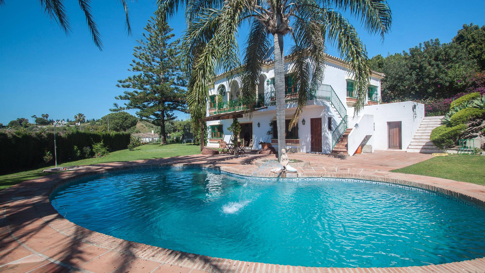 Villa For Sale Estepona Ad864150