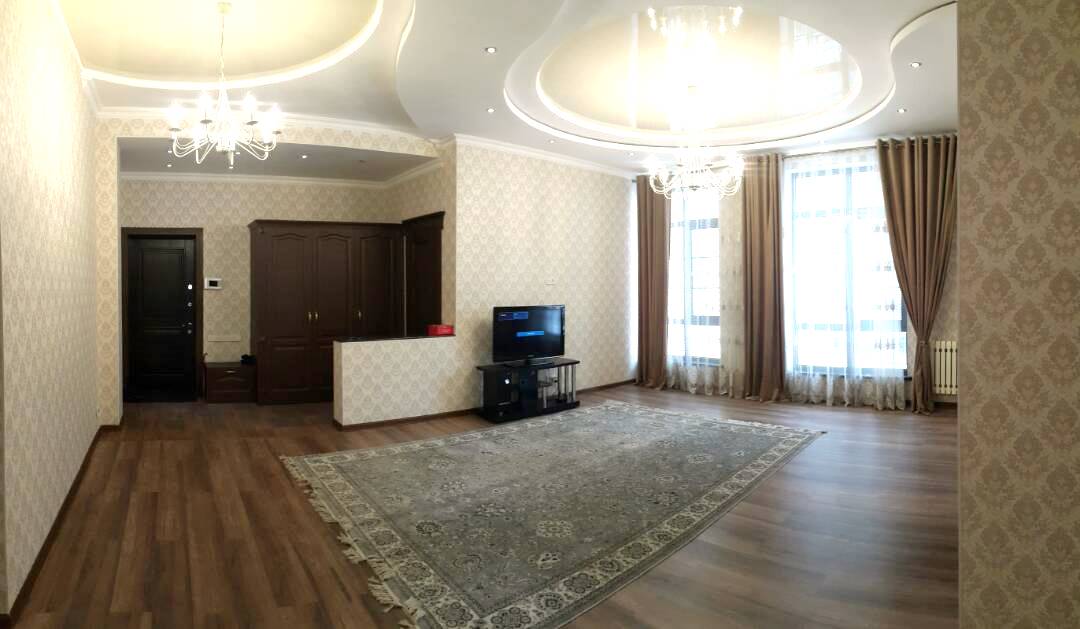 Apartment / Flat For Sale Bishkek Ad871640