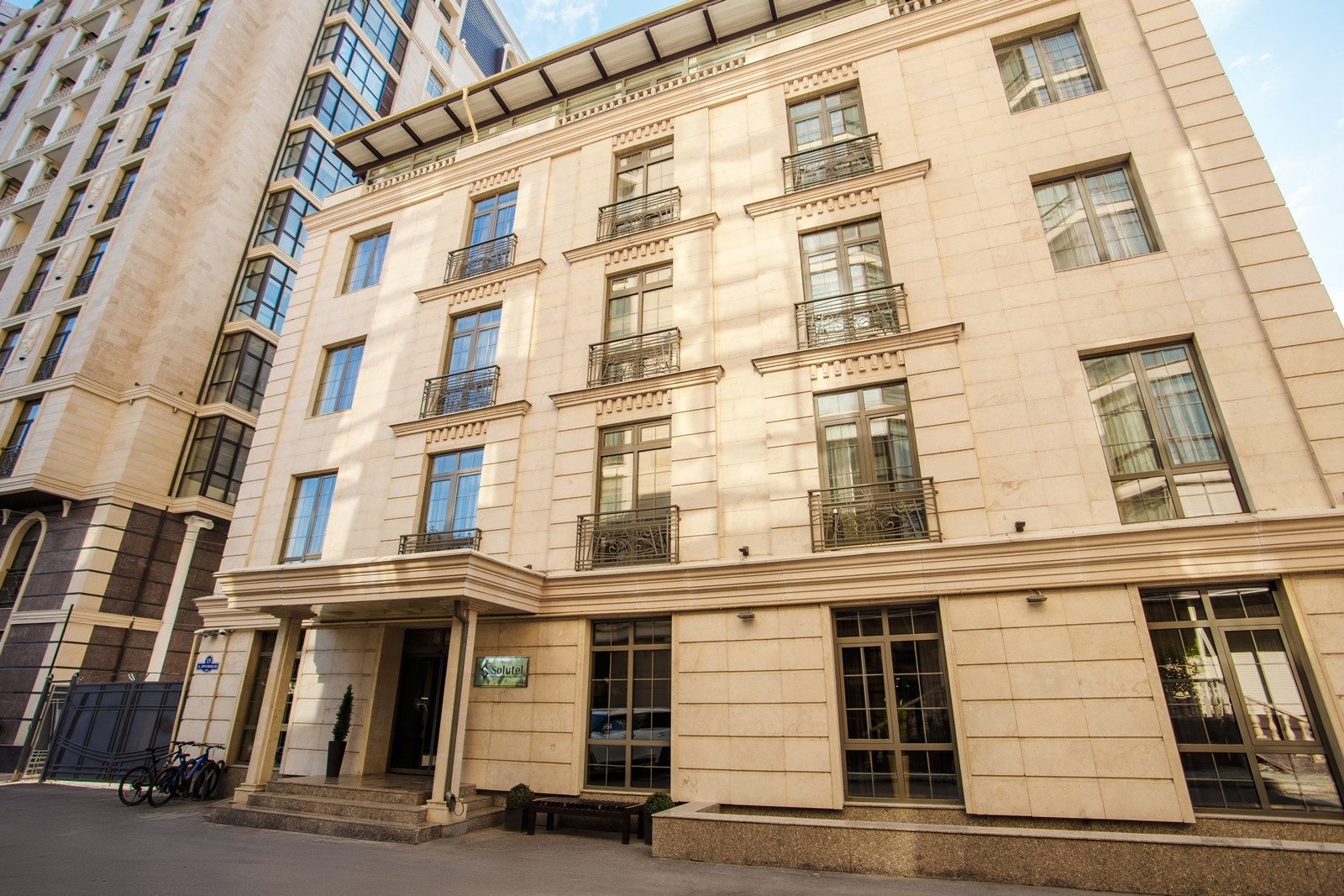 Apartment / Flat For Sale Bishkek Ad871640