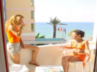 A hotel in Guzelcamli-Kusadasi/T Kusadasi