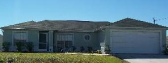 LIKE NEW- 3 BDR, 2 BATH HOUSE Cape Coral
