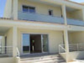 Modern Townhouse in Gale Gal�