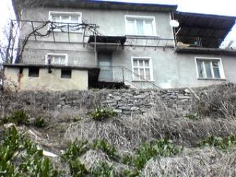 2 houses on one plot nr Plovdiv Plovdiv