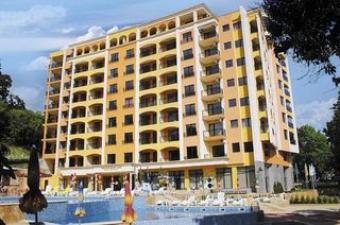 LUXURY APARTMENTS BY THE SEA Golden Sands