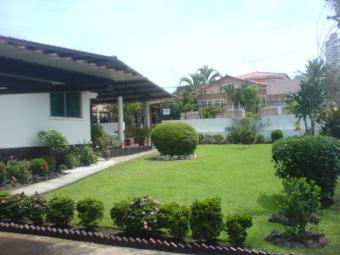 CORNER LOT W/3CASA SAN FRANCISCO Panama City