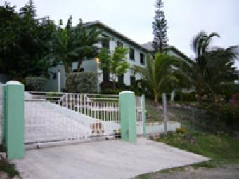 Luxury Executive Villa with view St Johns Harbour