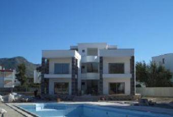 Spacious 2-bedroomed apartment Bodrum