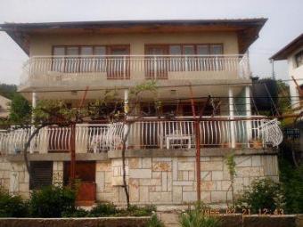 2 floor house with courtyard Balchik