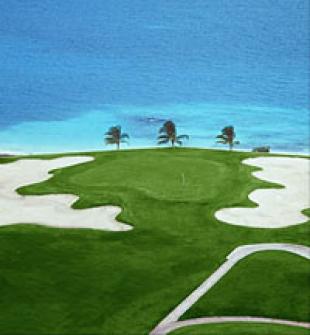 BEACHFRONTS IN THE RIVIERA MAYA Cancun