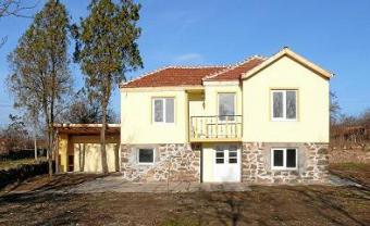 Wonderful two-storey house! Karnobat