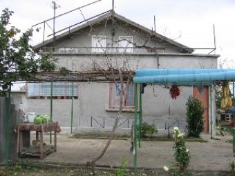 This house is situated in Debelt Burgas