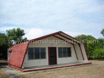 Beach House 1.5 hrs from Panama 6650