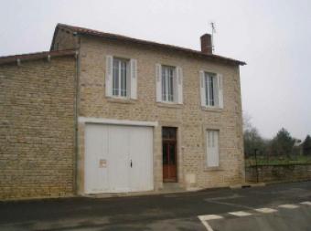 house in Vienne Chatain