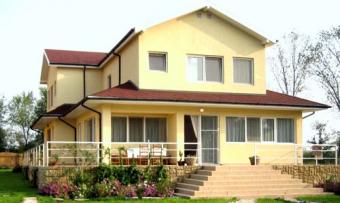 5-BED VILLA in Black Sea resort Mangalia
