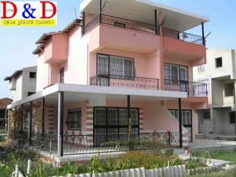 semi-detached triplex villa Kusadasi