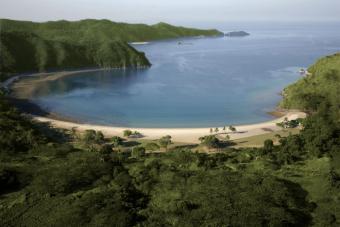 HAMILO COAST Batangas