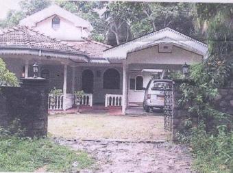 3 Bed room house with 80 perches Nattandiya Town
