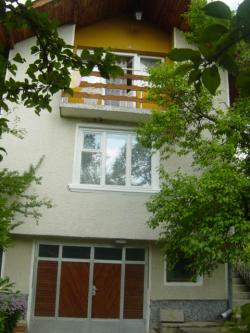 Two Bedroom House Kyustendil