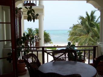 Blue Reef codo Resort San Pedro