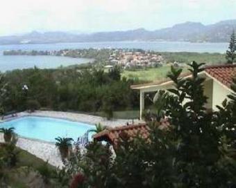 House 230 m Le Robert