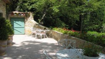 Antiques stone Mas Cabris