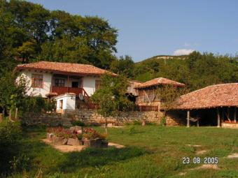 Superb Traditional Villa Cherni Vrah