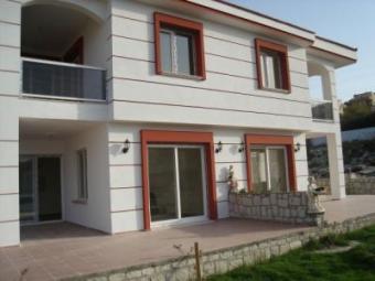 A triplex in Ciflikkoy,Cesme, Izmir