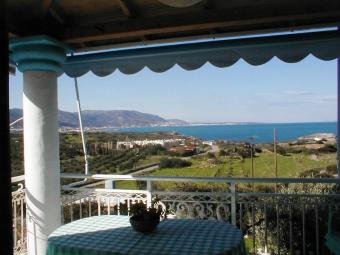Superb 4-bed Villa with pool Heraklion