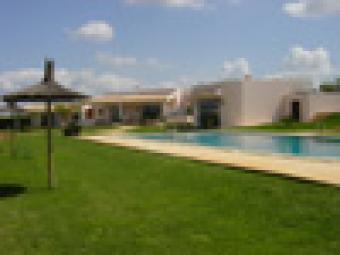 Spaces Villa with Vineyard Lagoa