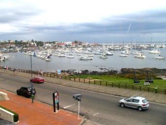 APARTAMENTO FRENTE AL PUERTO!!! Punta Del Este