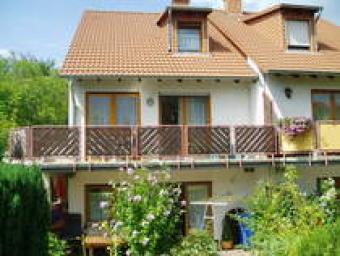 Elegant Dream House with Garden Hambach