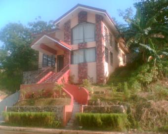 New Golf Front House in Antipolo Antipolo