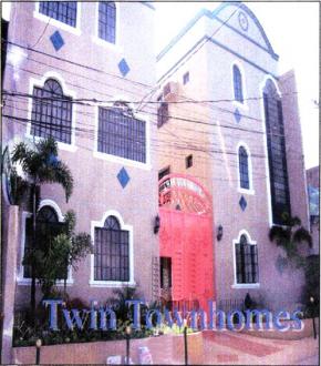 TWIN TOWNHOMES FOR SALE! Valenzuela