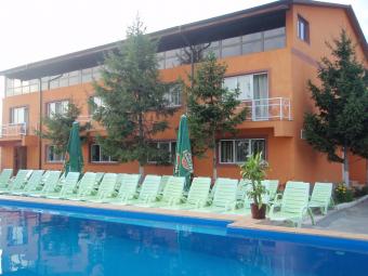 building and land for sale Vrancea