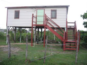 HOUSE & LOT FOR SALE Port Loyola, Belize City