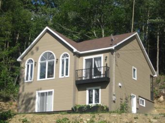 8 min from the village Saint-sauveur