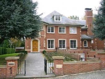 Luxury Manor In Belgium Brussels