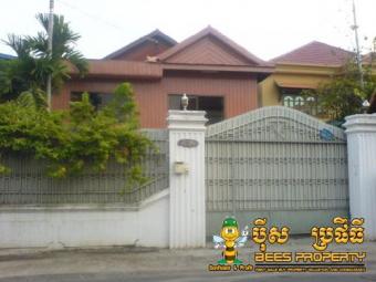 WOODEN VILLA FOR RENT LOCATED BO Phnom Penh