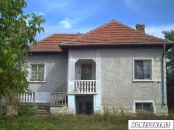 Very cheap country house+ a plot Vratsa County