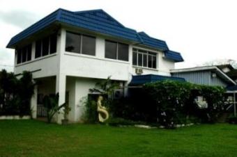 Bungalow by  the lake for sale Kuala Lumpur