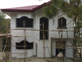 House & Lot  at good subdivision Baguio
