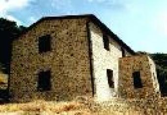farmhouse on the Trasimeno lake Perugia