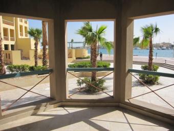 Apartment near the sea, 2BR El Gouna