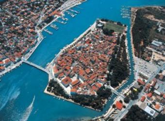 Building plot 416m2, Croatia-sea Trogir