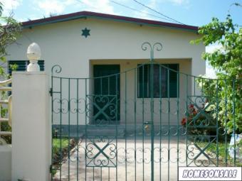 4 Bed House In Jamaica St Catherine Kingston