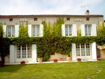 MAISON CHARENTAISE Angouleme