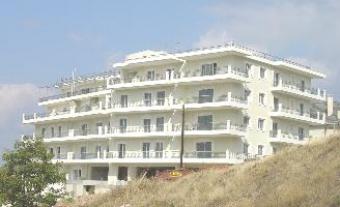 Breathtaking View Apartments Thebes