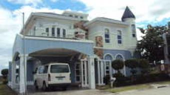 FRENCH INSPIRED HOMES NEAR PASEO Sta Rosa City