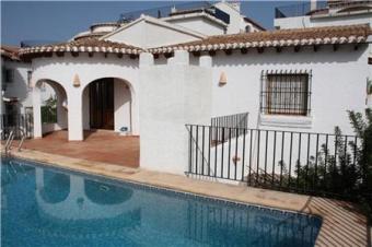 Like new, a great value villa Pego
